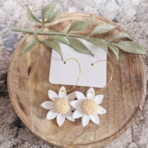 NWT Polymer Clay White & Yellow Daisy Hoop Earrings/ Boho/ Statement